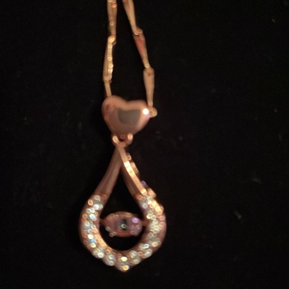 Silver stamped 925 rose gold tone tear drop necklace NIB - Picture 8 of 10